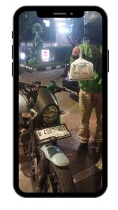 Hitam dan Putih Modern Ulasan Pelanggan Cerita Anda (6)